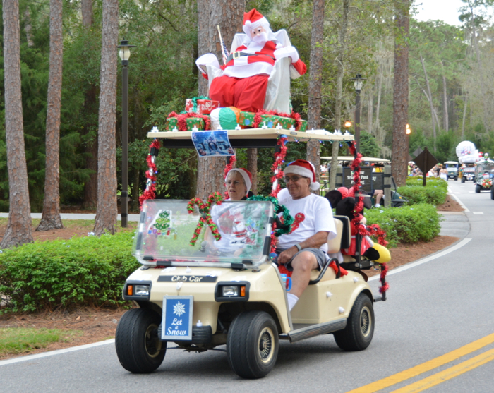 MouseSteps Disney's Fort Wilderness Campground Christmas Golf Cart